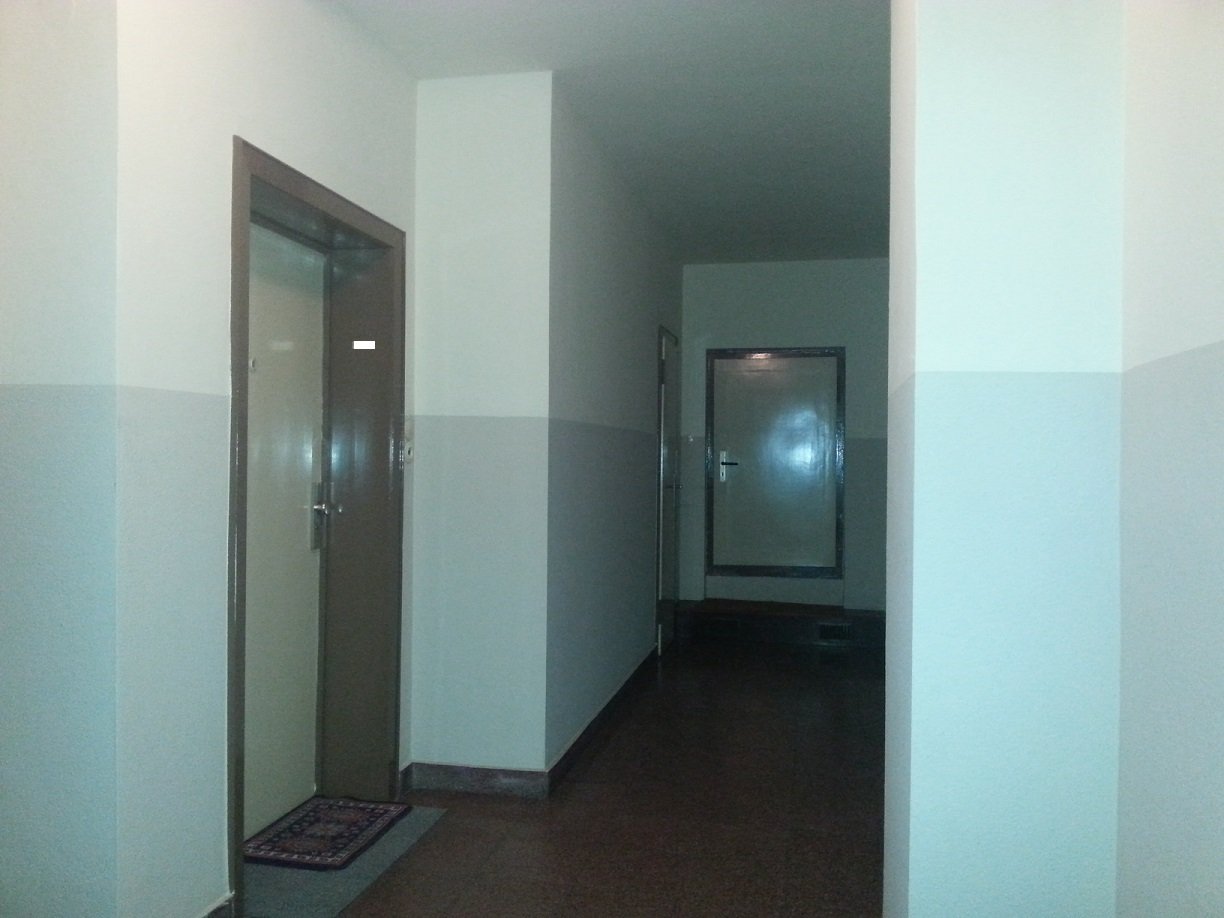 solides Wohn-Geschäftshaus in der Fußgängerzone