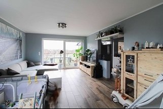 moderne Doppelhaushälfte in ruhiger Lage