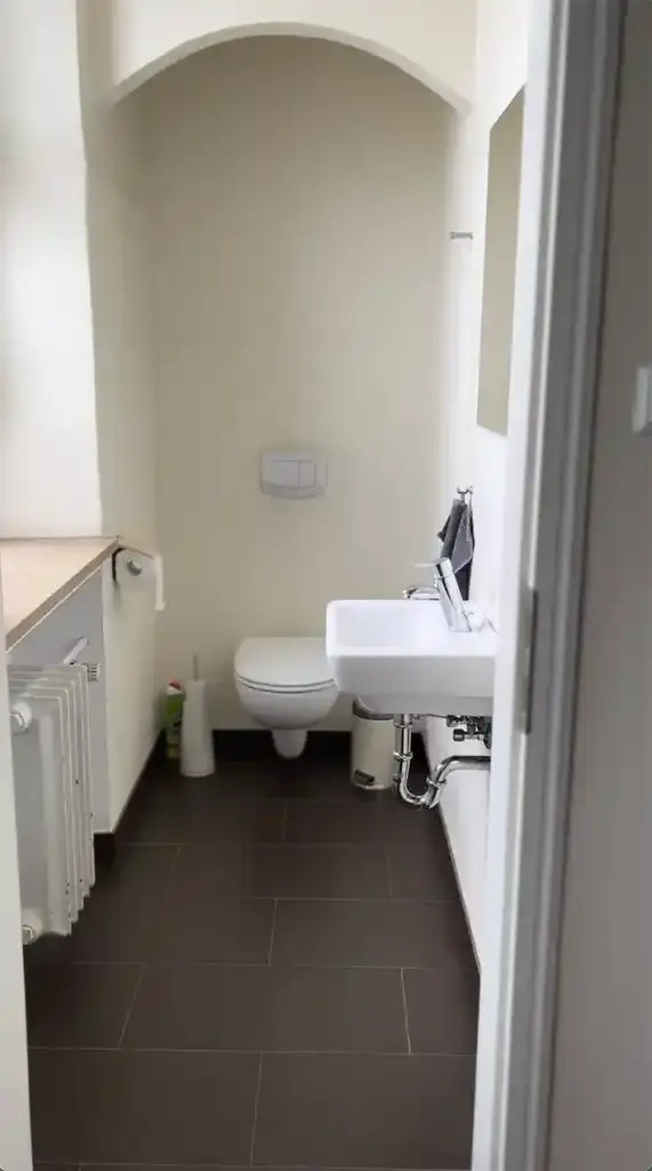 WC WC